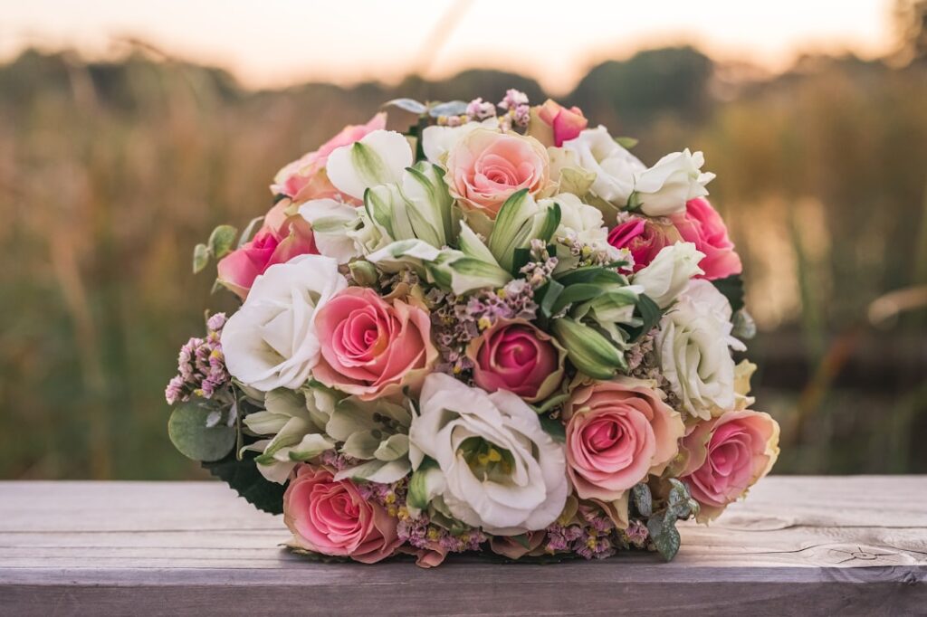 Wedding day flowers. Please credit my website: https://hochzeitsfotograf-berlin-fotosvoneuch.de/